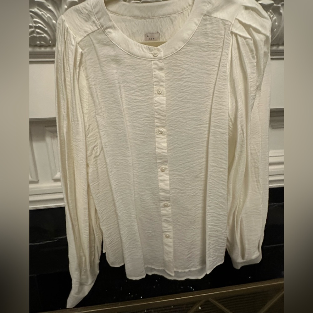 AnthropologieNew Day button down blouse